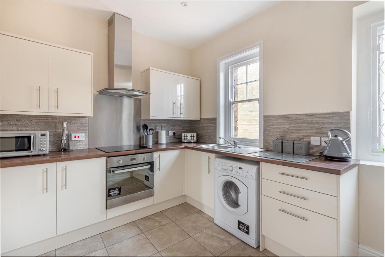 Guest Homes - Trinity Apartment Worcester Zewnętrze zdjęcie