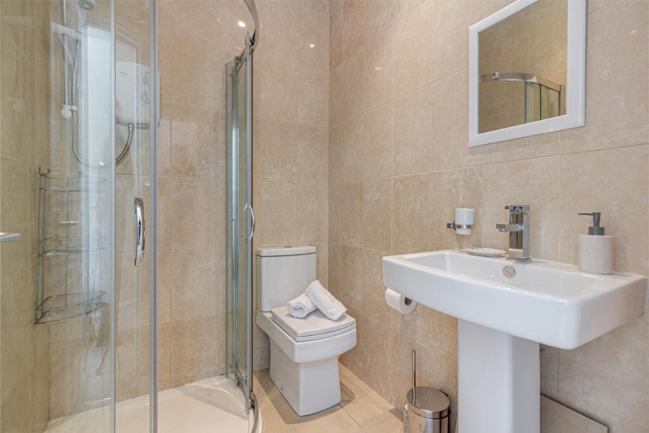 Guest Homes - Trinity Apartment Worcester Zewnętrze zdjęcie